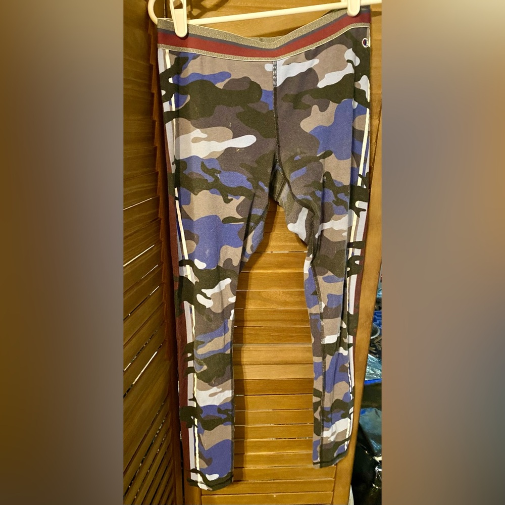 Champion lounge leggings. Size Medium